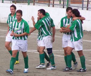 La UD Alhameña recobra la confianza en sí misma