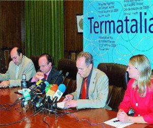 El alcalde de Alhama, Paco Escobedo, protagonista en la prensa gallega