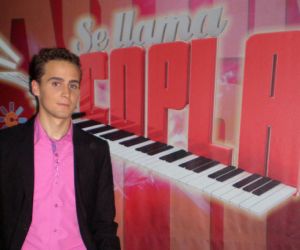 Miguel Ángel recibió el apoyo del público y volvió a ganar la cuarta gala  de "Se llama copla"