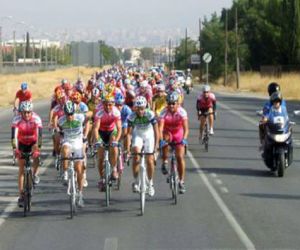 La V Marcha Cicloturista de Armilla transcurre por cinco poblaciones de la comarca alhameña