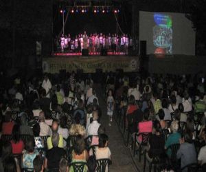 Buena acogida al primer día del tercer Festival Infantil