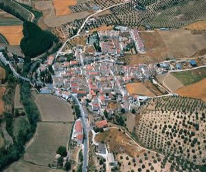 Sólo 12 de los 168 municipios granadinos, están en entre los que no deben ni un euro, entre ellos Santa Cruz del Comercio