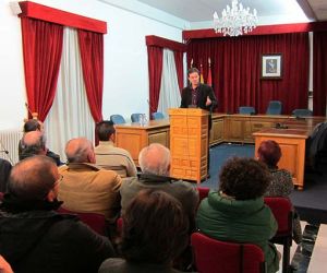 En el acto que Izquierda Unida realizó el pasado miércoles se habló, entre otras cosas, de la carretera