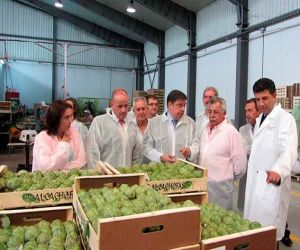 El consejero Luis Planas aboga por una política específica para el sector hortofrutícola en el 30 aniversario de Hortoventas