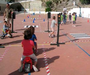 La autoescuela Alhama, celebra el “I Encuentro de Seguridad  Vial” en el CEIP Conde de Tendilla