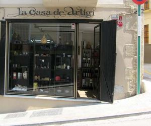 La Casa de Artigi, el escaparate de los productos artesanos de la Comarca