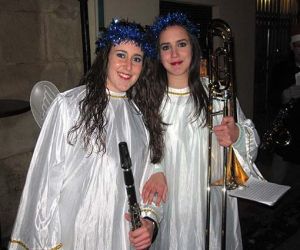 Pasacalles sorpresa de la banda de la EMAG