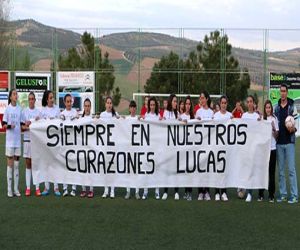 Victoria para el recuerdo de las chicas de la UD Alhameña