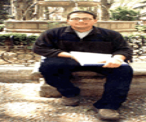 Ángel Muñoz Román busca editor para su libro
