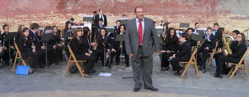  El concejal de Cultura presentando el concierto 