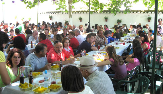  Todos los vecinos comparten este día 