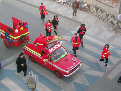 Los Bomberos por la Carretera Loja