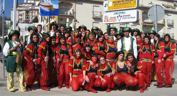  'Los sultanes del Mediterráneo' fueron los más madrugadores el primer día de carnaval 