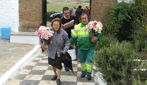  Cementerio de Alhama, el uno de noviembre de 2008 