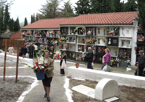  Cementerio de Alhama, el uno de noviembre de 2008 