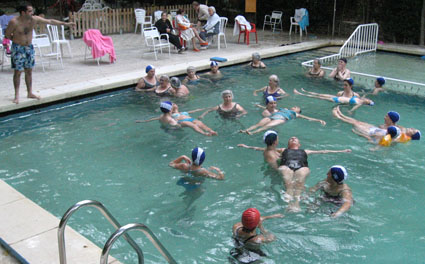 Ejercicios en la piscina Ejercicios en la piscina
