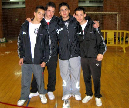 Los represetnantes alhameños en el campeonato andaluz de kárate. De izq. a dcha, Kevin Mateo, Javier Rivera, Pablo Rivera y David Redondo Los represetnantes alhameños en el campeonato andaluz de kárate. De izq. a dcha, Kevin Mateo, Javier Rivera, Pablo Rivera y David Redondo