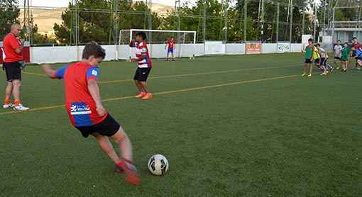 https://www.alhama.com/digital/images/stories/deportes_2019/liga_infantil/encuentro_02072019_10.jpg