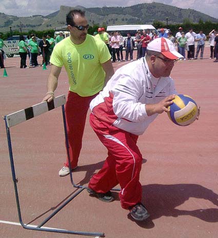 Iván supera uno de los obstaculos de la prueba de hablidad en la que quedó tercer clasificado entre más de una treintena de competidores