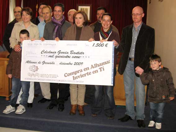  Entrega del premio al Cele, el pasado año, en la primera edición de este campaña 