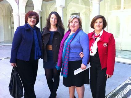 Ana Belén con Clara Aguilera, exconsejera de Agricultura y las delegadas en funciones de Gobernación y Agricultura 