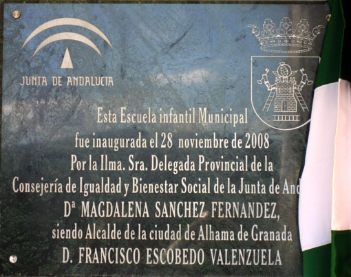  Placa conmemorativa de la inauguración 