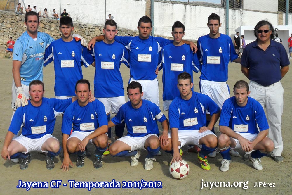  Jayena CF, en el inicio te la temporada 2011/2012 / Pulsa para ampliar 