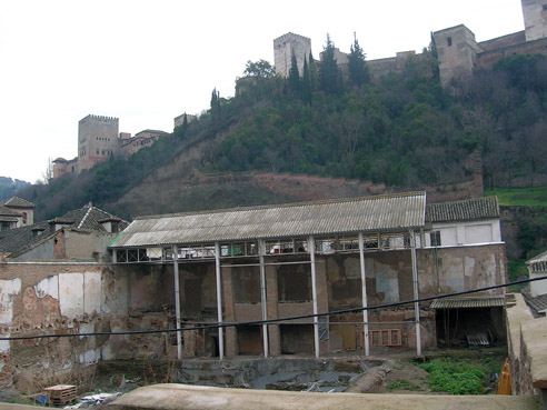 Restos del Maristán, a los pies de la Alhambra