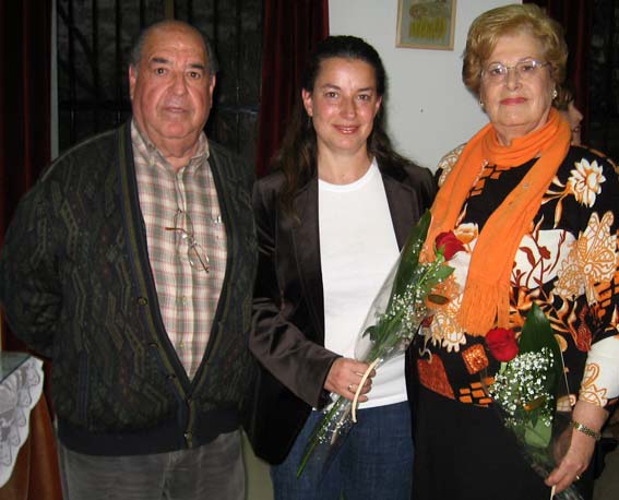 Sonia Jiménez con miembros de su familia Sonia Jiménez con miembros de su familia