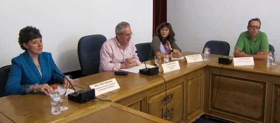 El alcalde y la concejala de Medio Ambiente, abrieron la jornada El alcalde y la concejala de Medio Ambiente, abrieron la jornada