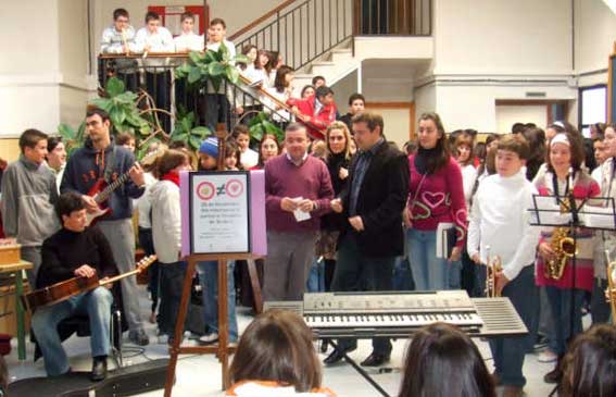  Momento en el que se descubre el dibujo ganador de la convocatoria de 2008 