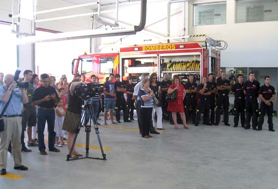  La inauguración reunión a diversos medios de comunicación 