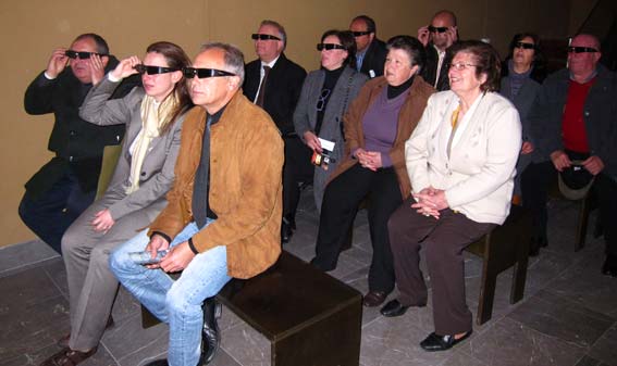 Proyección en 3D de un documental sobre Alhama y los alhameños Proyección en 3D de un documental sobre Alhama y los alhameños