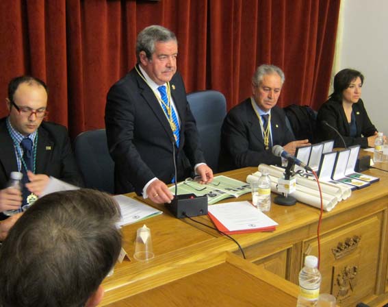 El presidente del Patronato, Andrés García Maldonado, se dirige a las autoridades, premiados y público El presidente del Patronato, Andrés García Maldonado, se dirige a las autoridades, premiados y público