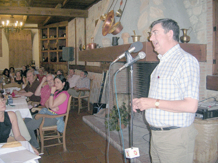 El presidente de los periodistas granadinos también elogió la labor de Ramos El presidente de los periodistas granadinos también elogió la labor de Ramos