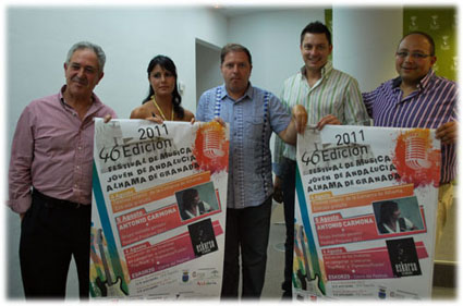 Ángel en la presentación del Festival de Música Joven en Granada Ángel en la presentación del Festival de Música Joven en Granada
