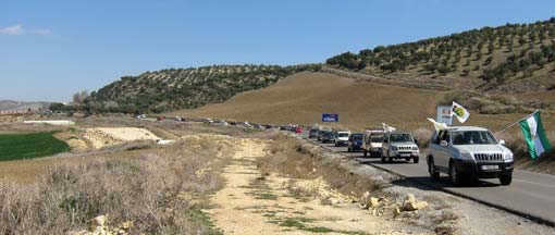  Al término de la concentración la caravana de vehículos se dirigió a Alhama 