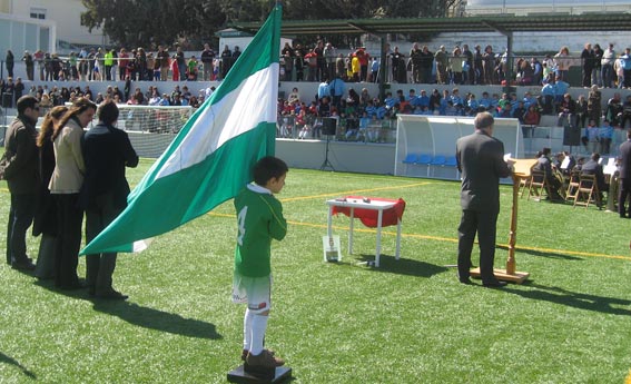 Numeroso público siguió la jornada y los actos Numeroso público siguió la jornada y los actos
