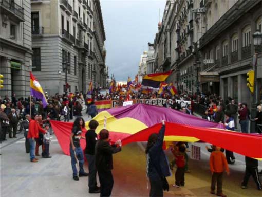  Las manifestaciones por la República son cada vez más numerosas 