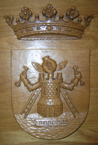 Escudo de Alhama en el salón de plenos del Ayuntamiento