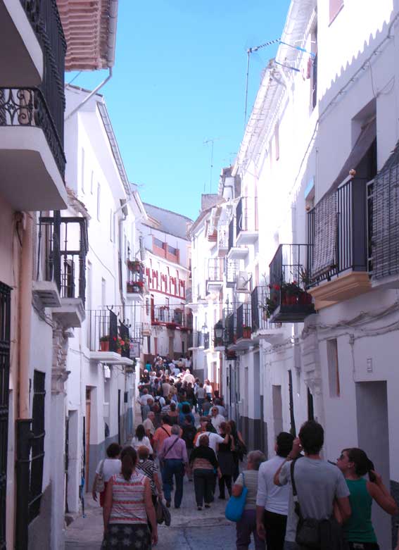Por la calle Llana Por la calle Llana