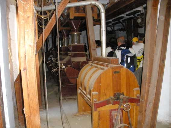 En el único molino de harina aún en pìé En el único molino de harina aún en pìé