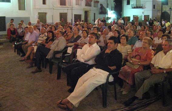 También el Ayuntamiento estuvo representado por Javier Molina Castañeda y Manuel Naveros Ramos También el Ayuntamiento estuvo representado por Javier Molina Castañeda y Manuel Naveros Ramos