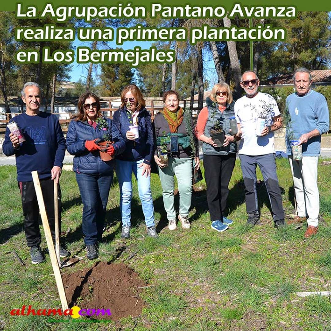 La Agrupación Pantano Avanza realiza una primera plantación en Los Bermejales